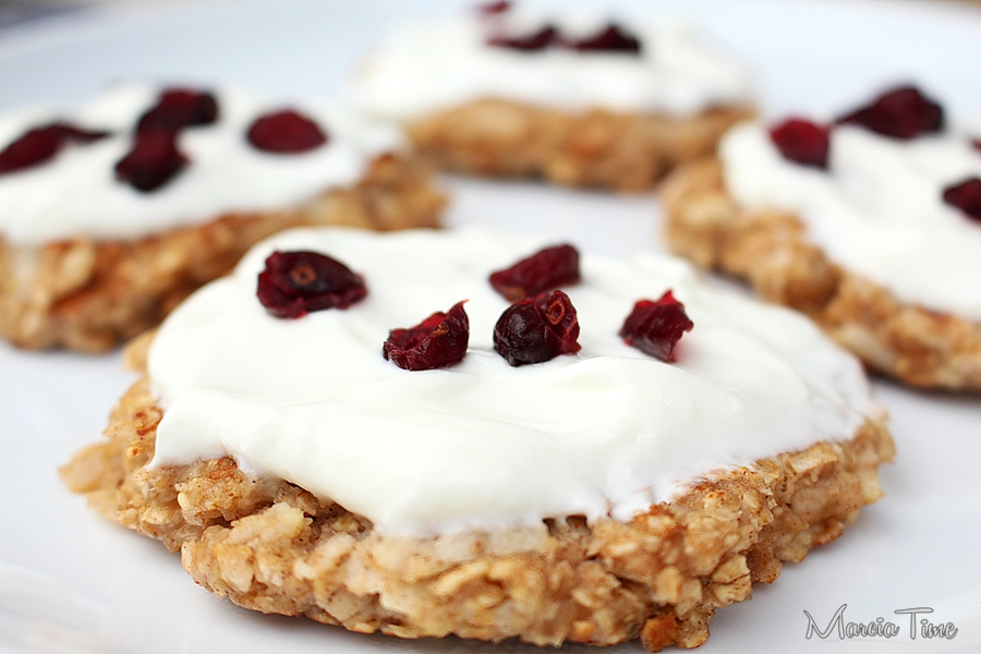 Placki owsiane z jabłkiem i cynamonem