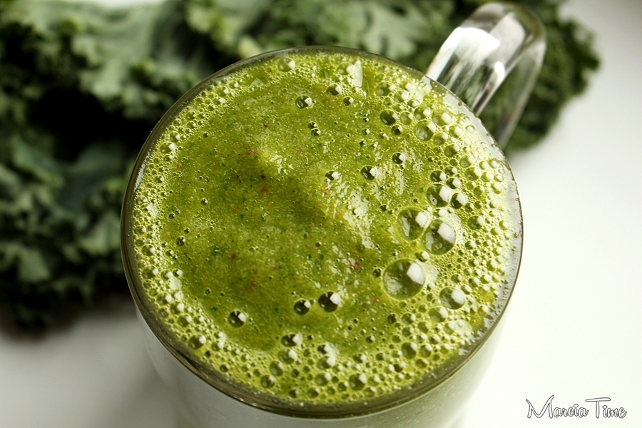 Zielony koktajl z jarmużem