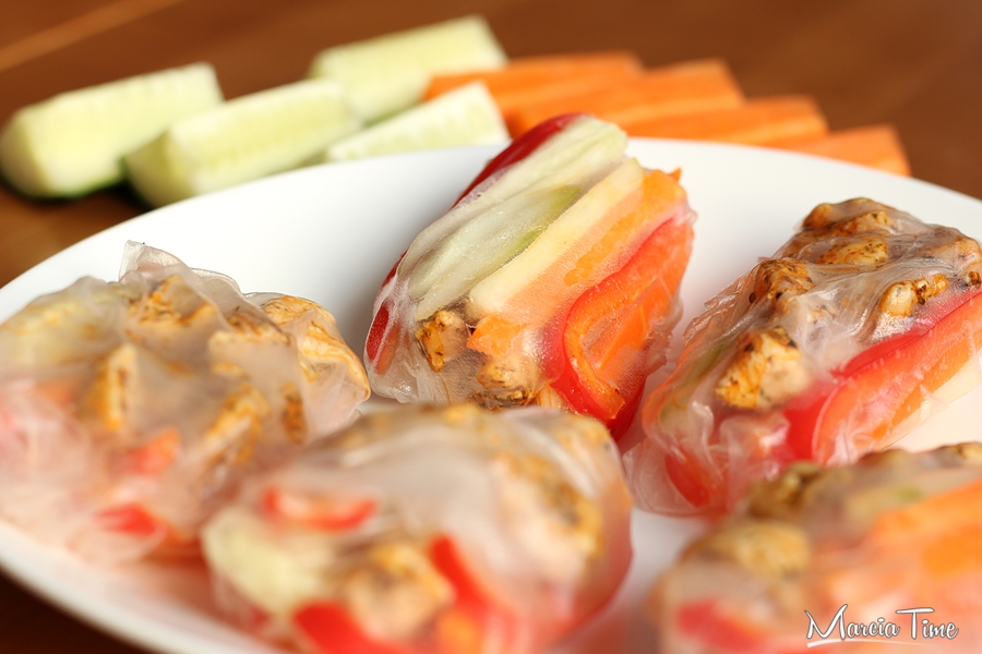 Spring rolls z  kurczakiem i warzywami