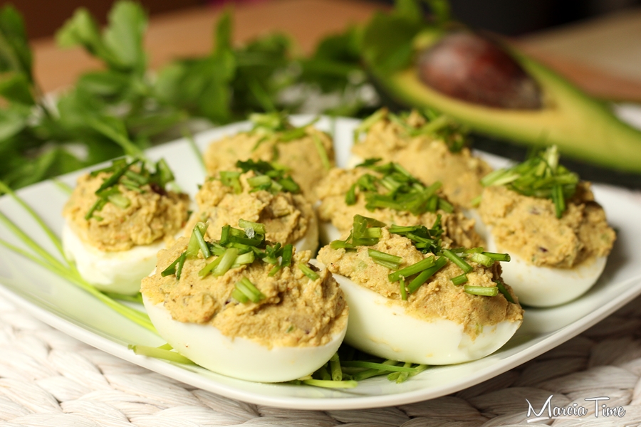 Jajka faszerowane awokado