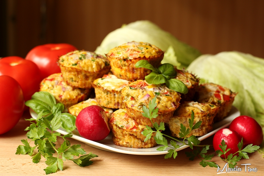 Muffinki jajeczno – warzywne – przepis na śniadanie