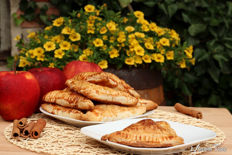 Ciastka francuskie z jabłkiem i cynamonem