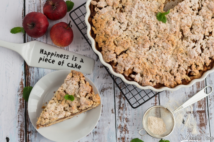 Tarta z jabłkami i cynamonem